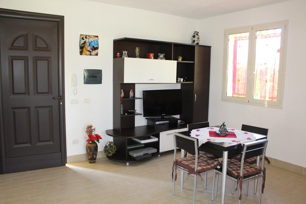 Casa Vacanze Roccella Beach Campofelice Di Roccella Exterior photo